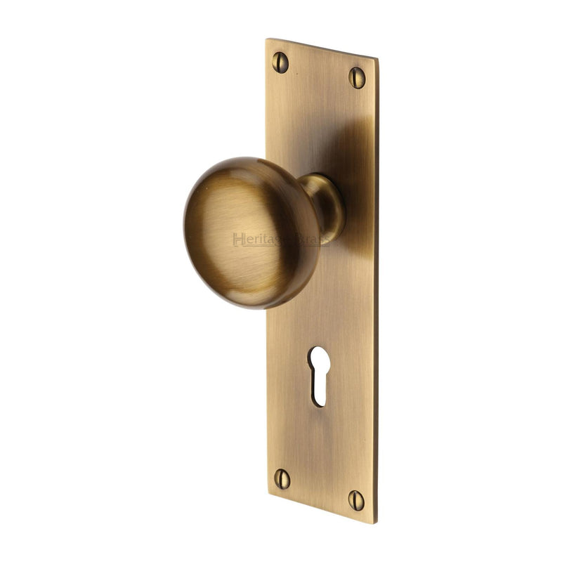 Balmoral Door Knob on Plate