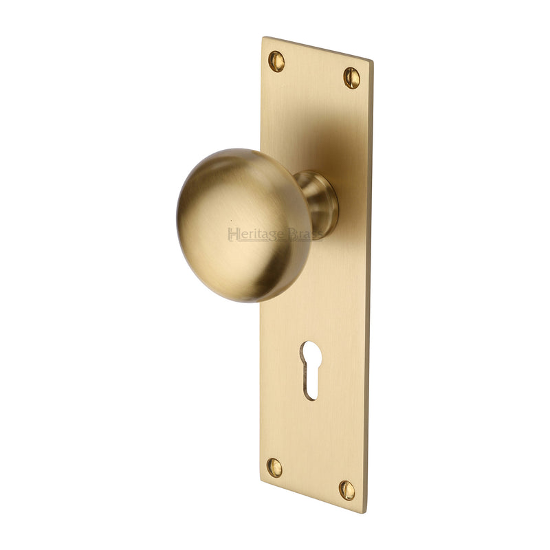 Balmoral Door Knob on Plate