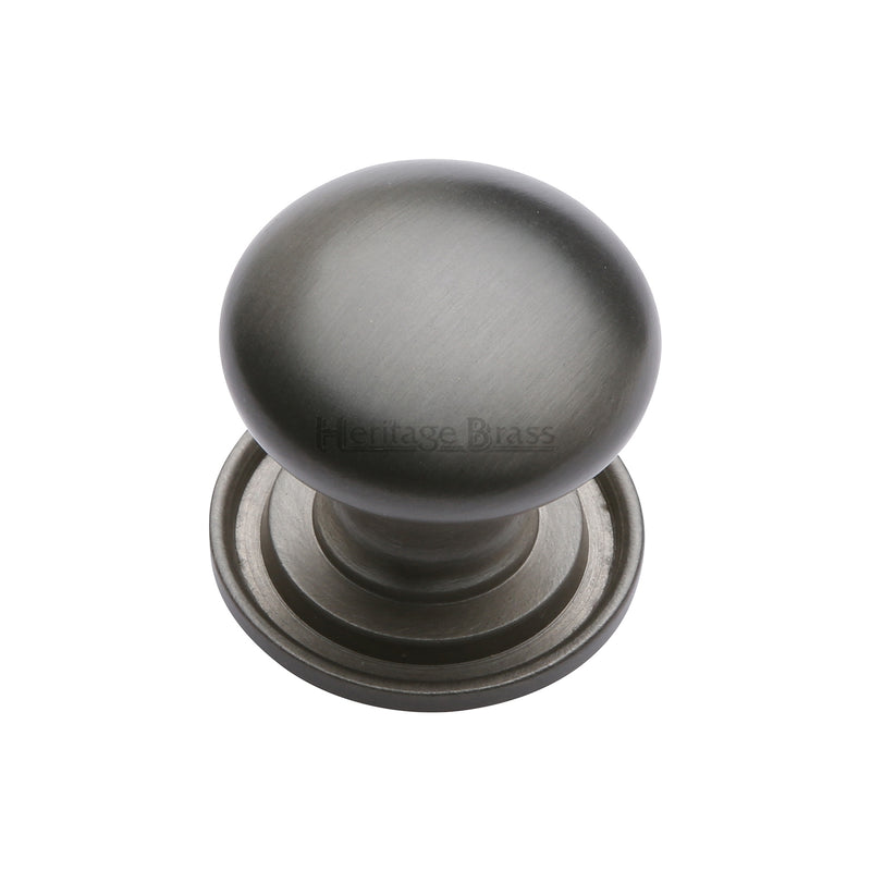 Victorian Round Cabinet Knob with Base