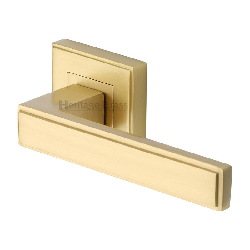 Linear Sq Door Handle on Square Rose