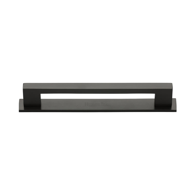 Metro Cabinet Pull Handle with Plate