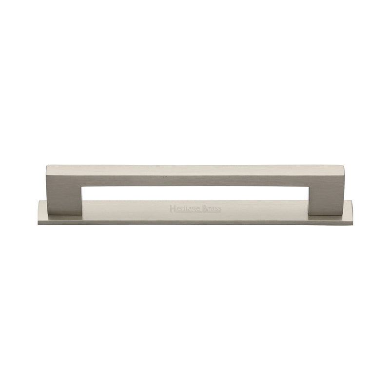 Metro Cabinet Pull Handle with Plate