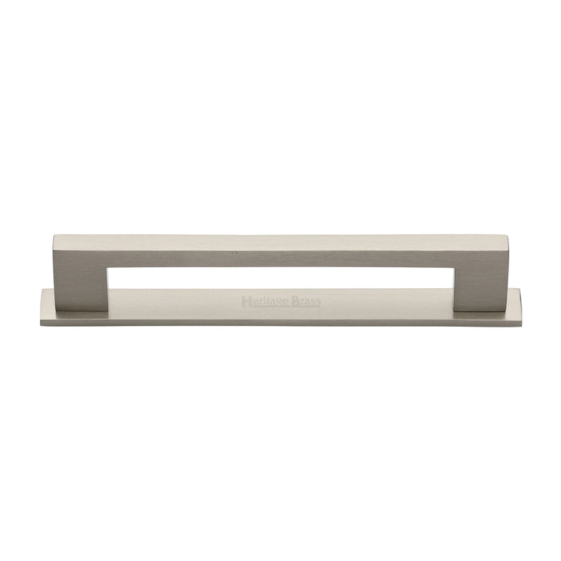 Metro Cabinet Pull Handle with Plate