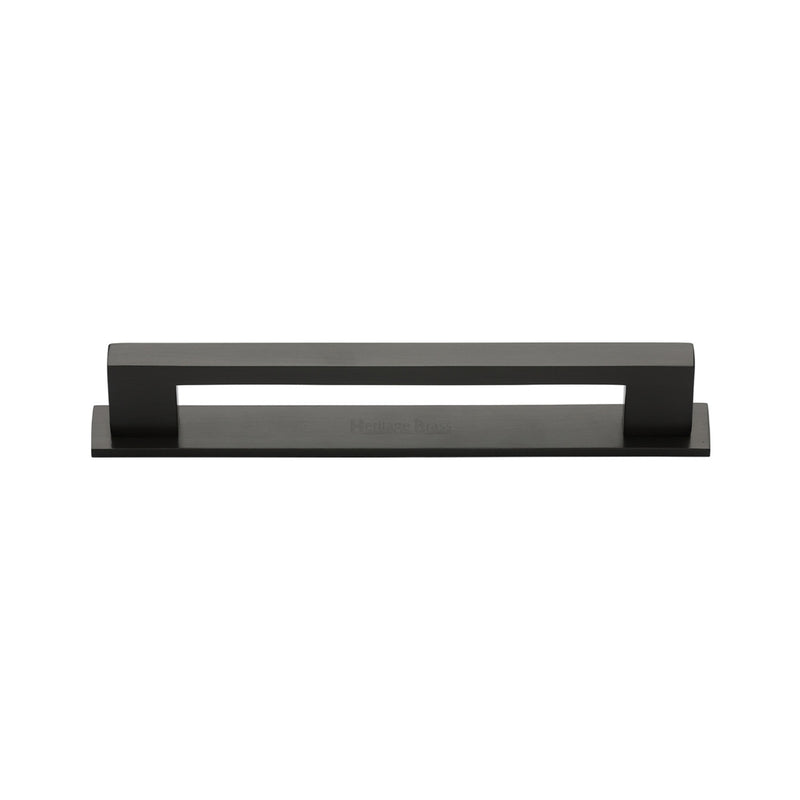 Metro Cabinet Pull Handle with Plate