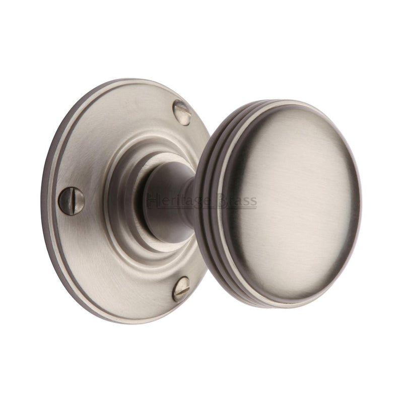 Heritage Brass Richmond Door Knob on Rose