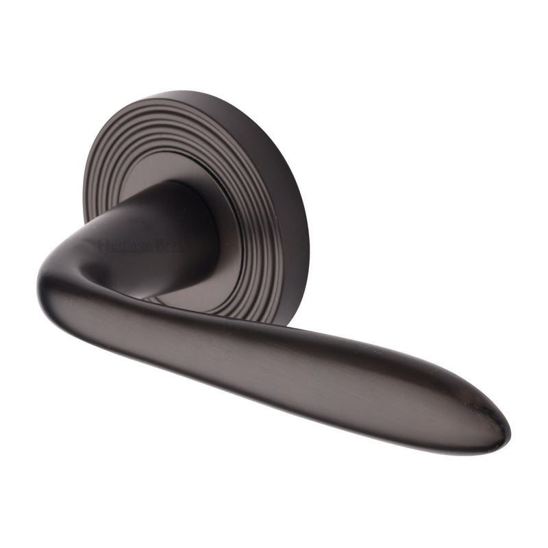 Sutton Reeded Door Handle on Round Rose