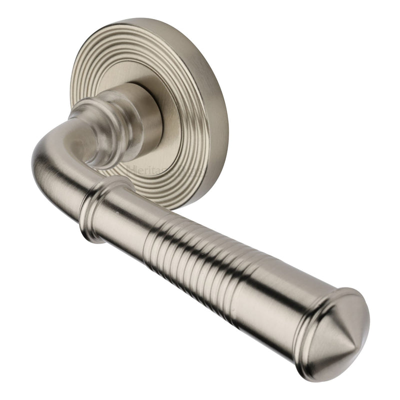 Bridgetown Reeded Door Handle on Round Rose