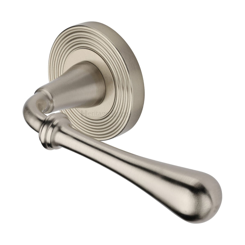 Roma Reeded Door Handle on Round Rose