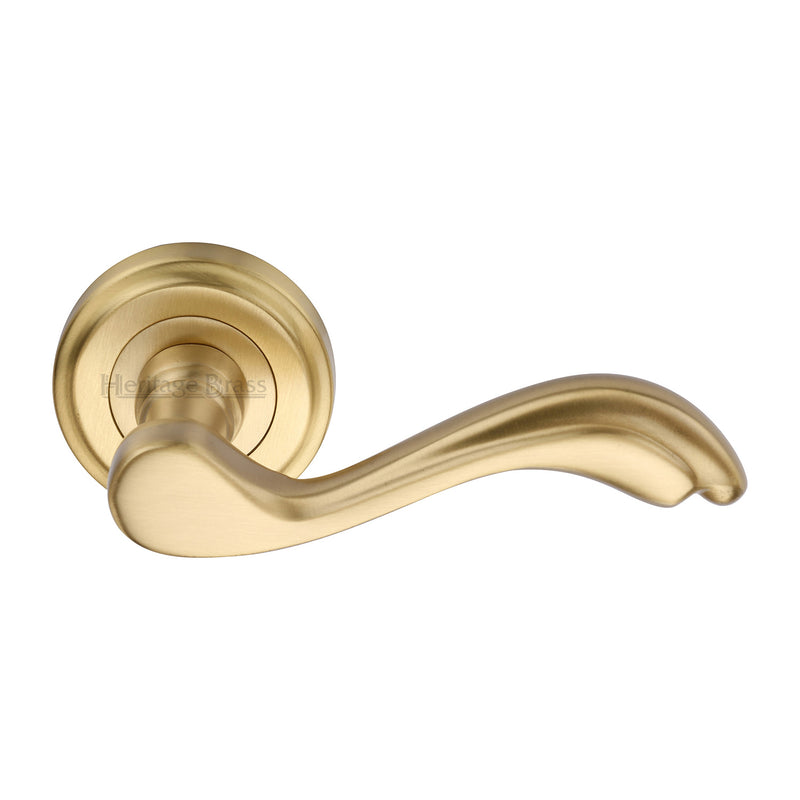 Lisboa Door Handle on Round Rose