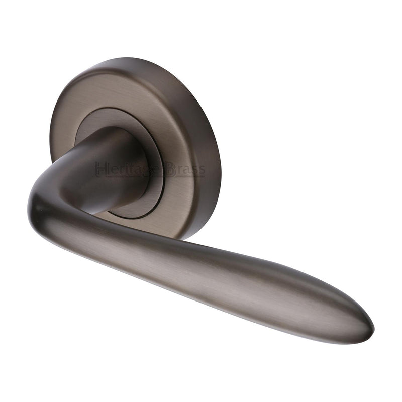 Sutton Door Handle on Round Rose