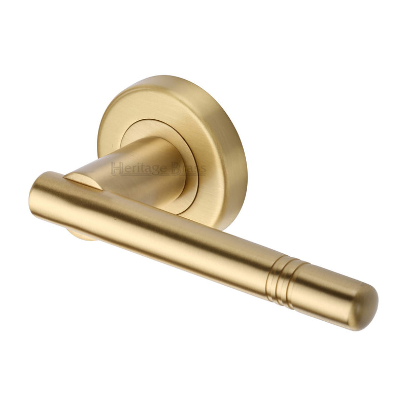 Alicia  Door Handle on Round Rose