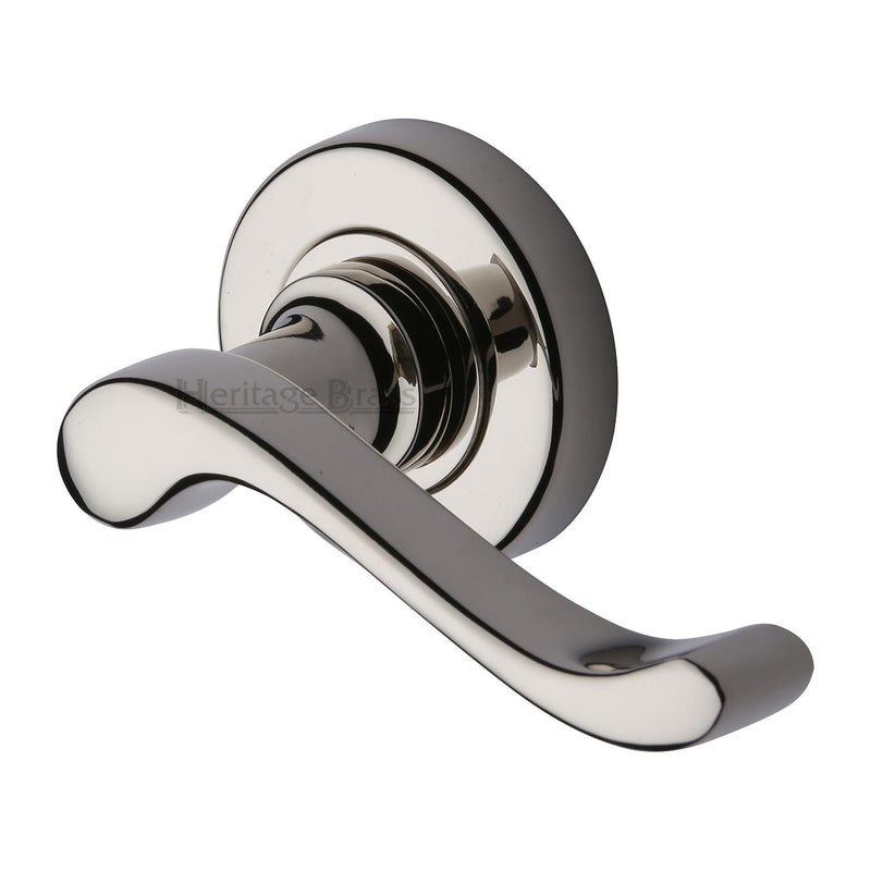 Bedford Door Handle on Round Rose