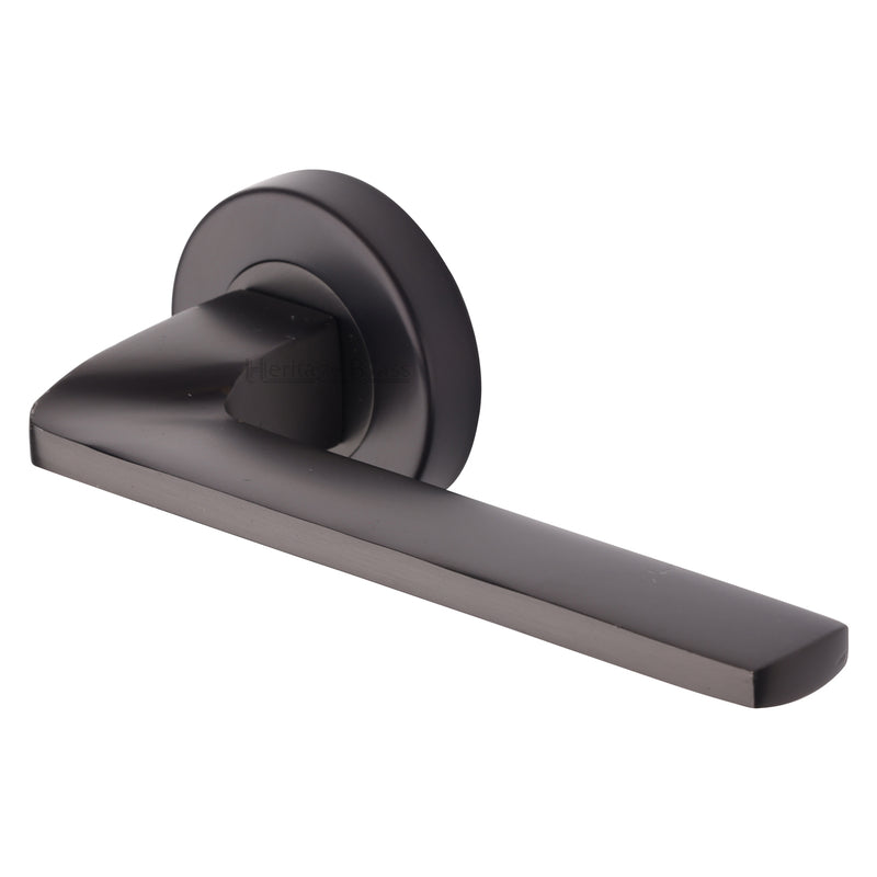 Metro Angled Door Handle on Round Rose