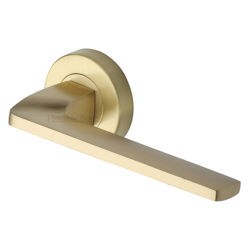 Metro Angled Door Handle on Round Rose