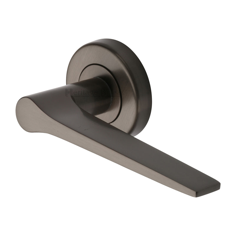 Gio Door Handle on Round Rose