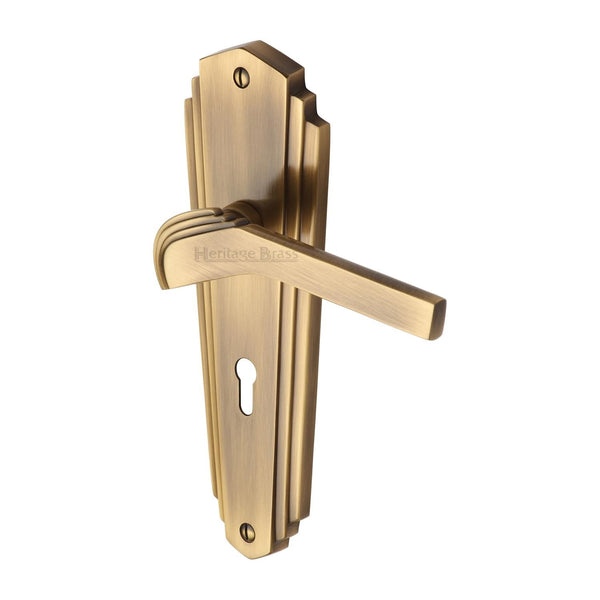 Waldorf Door Handle on Plate