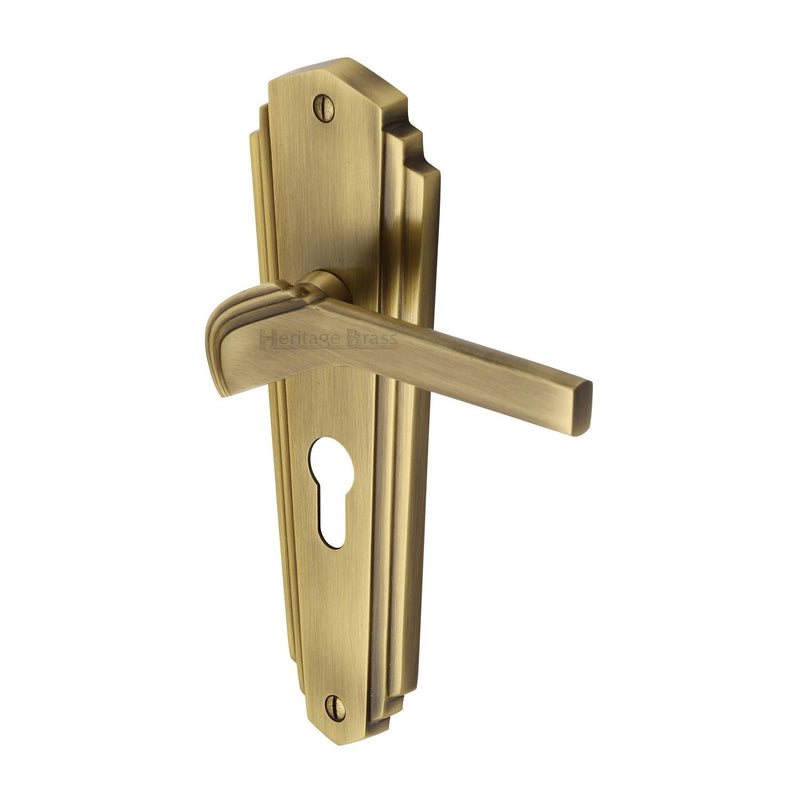 Heritage Brass Waldorf Door Handle on Plate