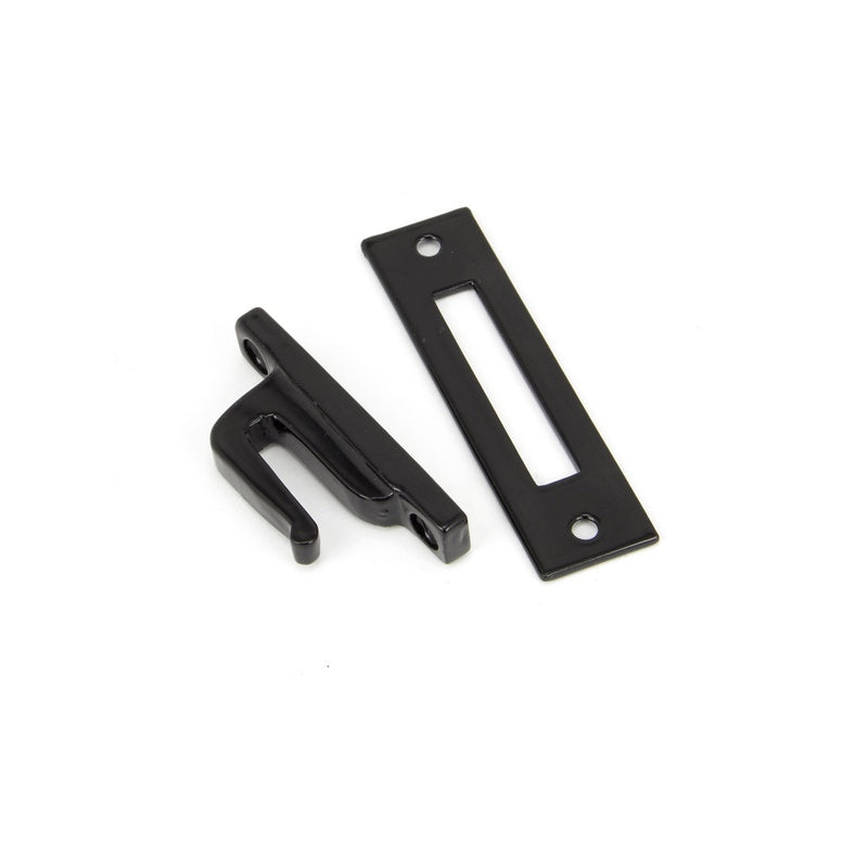 From The Anvil Avon Locking Fastener - Black